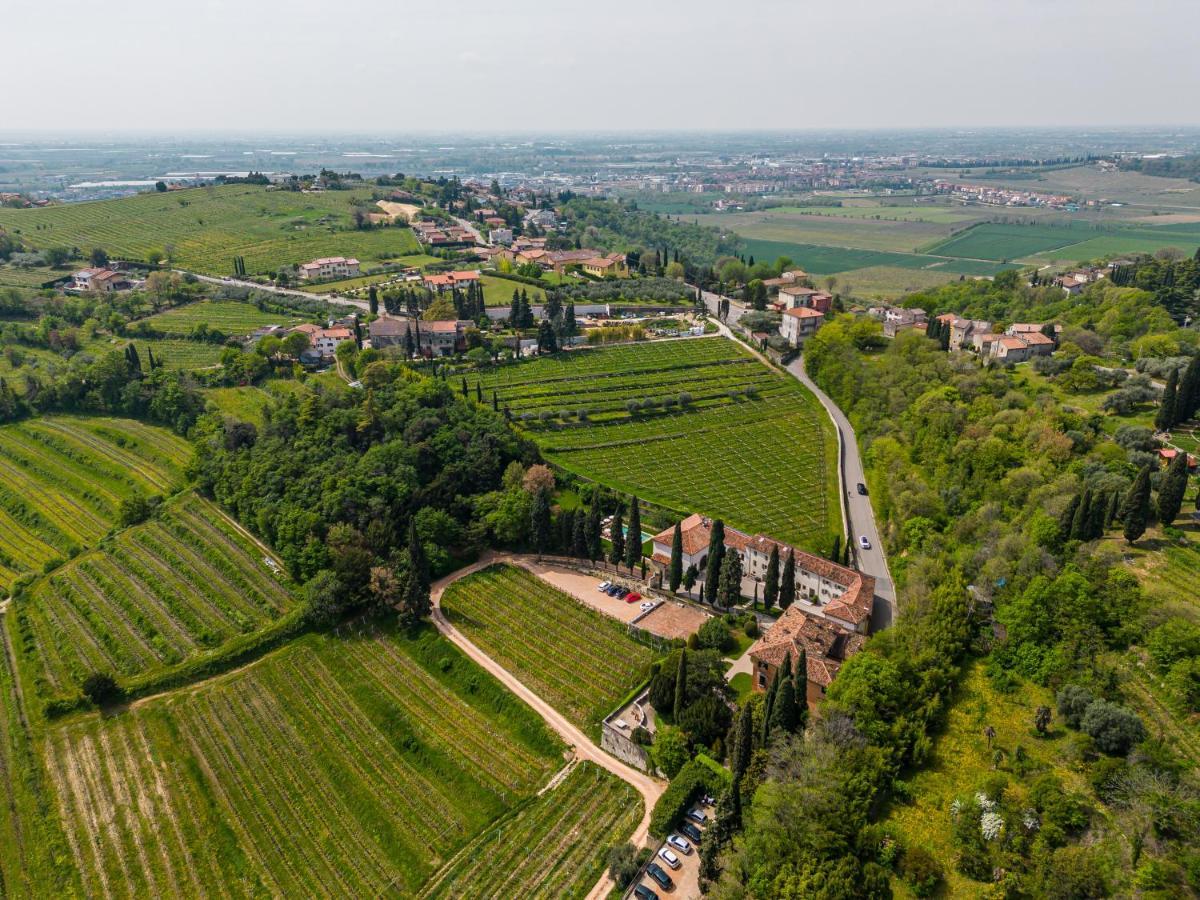 Готель Relais Le Coste Lavagno Екстер'єр фото